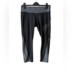 Nike Dri-FIT Cropped Leggings Black Animal Print Running Size M